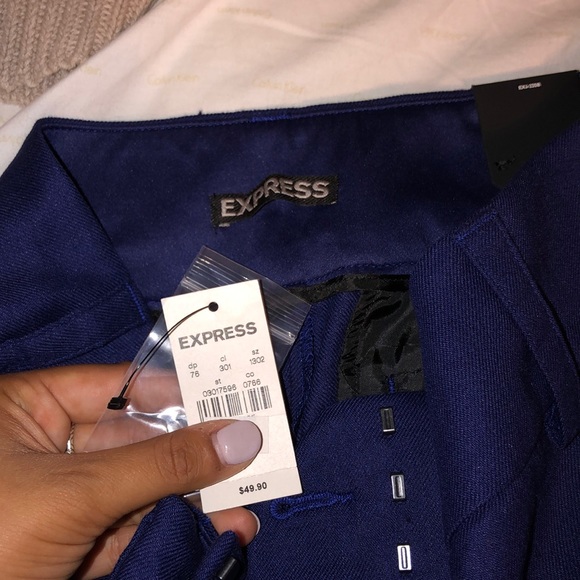 Express Shorts Navy Low Rise - Picture 3 of 3